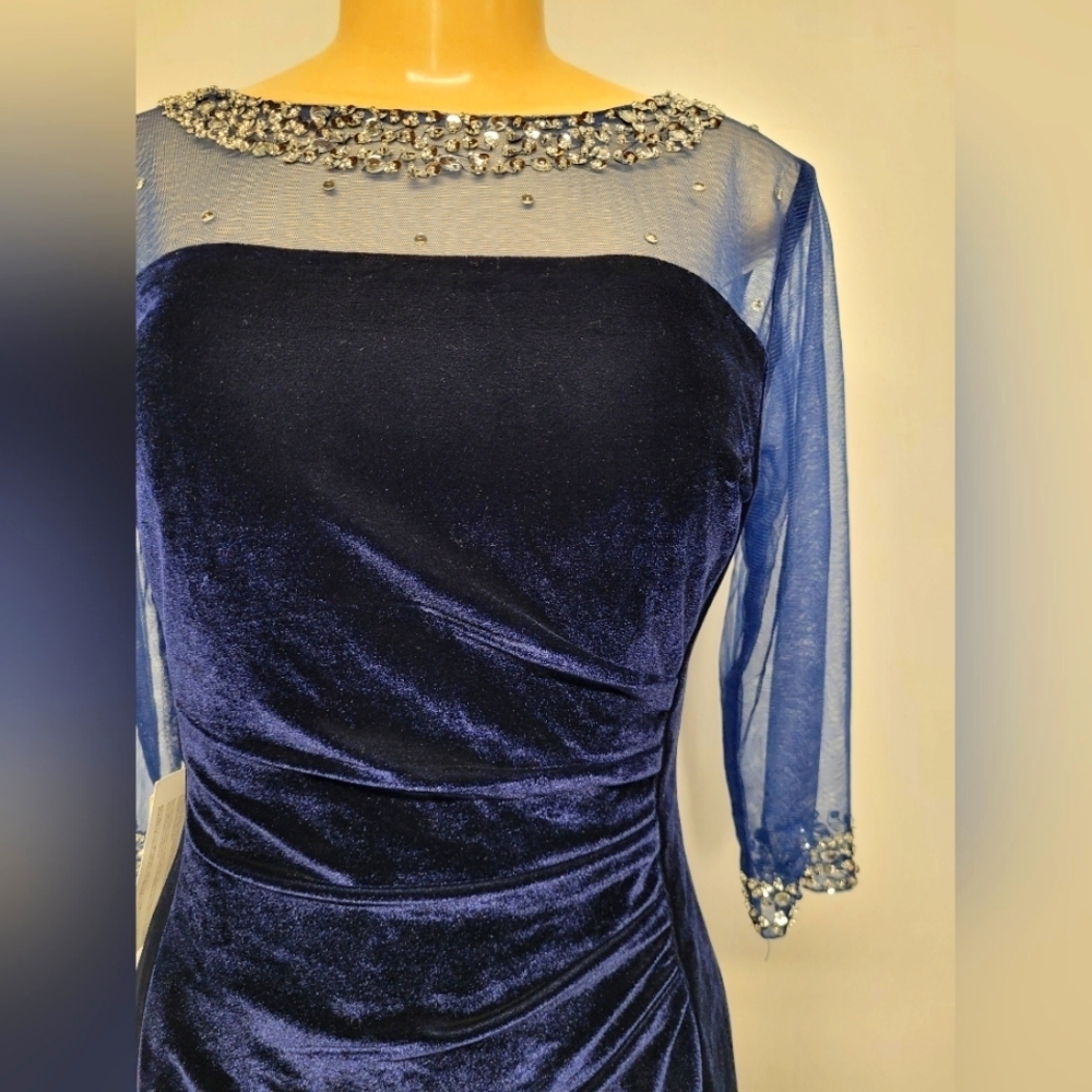 TS Couture New Velvet Dress Sequins Beautiful S - Picture 4 of 7